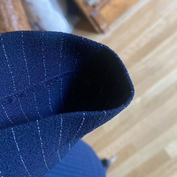 MM LAFLEUR PINSTRIPE DRESS 4 - Picture 6 of 9